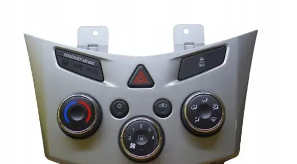 Chevrolet Trax Climate control unit 95332722