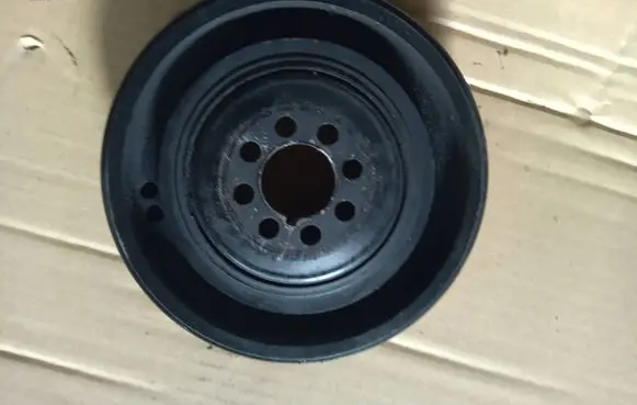 Audi A8 S8 D2 4D Crankshaft pulley 077105251k