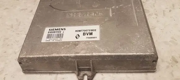 Renault 19 Engine control unit/module HOM7700731802 S100811102