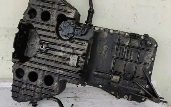 BMW 7 E65 E66 Oil sump 7792439 7792440