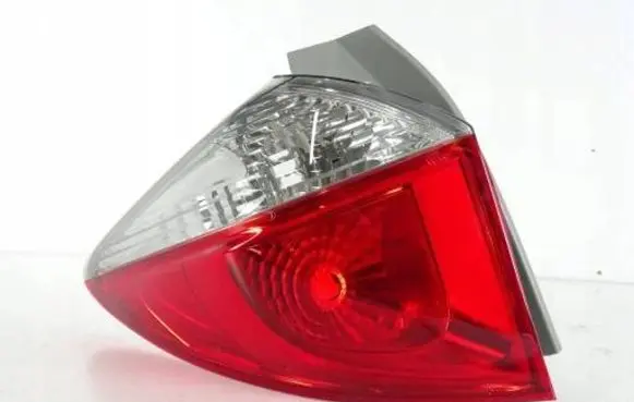 Toyota Camry Rear/tail lights RACTIS