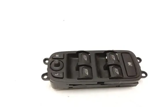 Volvo V50 Electric window control switch 8679474
