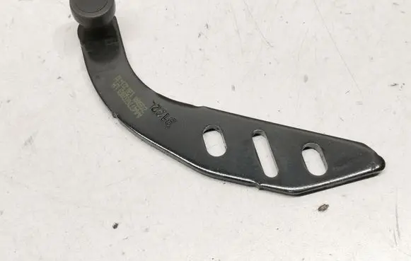 Mercedes-Benz Vito Viano W447 Sliding door upper roller guide/hinge A4477602801