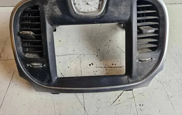 Chrysler 300C Radio/GPS head unit trim 5PL77DX9AD