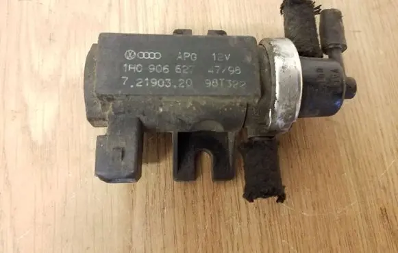 Volkswagen Golf IV Turbo solenoid valve 1H0906627 72190320