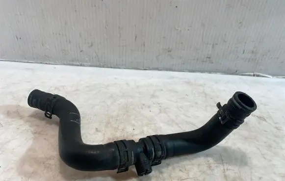 Audi Q7 4L Engine coolant pipe/hose 7L8121070 7L8121070AE