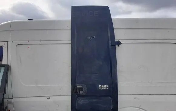 Iveco Daily 5th gen Rear door IVDL