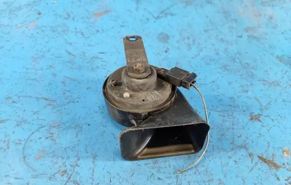Toyota Camry Front indicator light 86510AA010