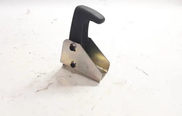 Skoda Octavia Mk2 (1Z) Tie down hook / loop 1Z9867615D