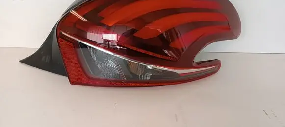 Peugeot 208 Rear/tail lights 9810430580