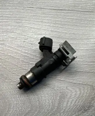 Peugeot 407 Fuel injector 0280158041 044160734