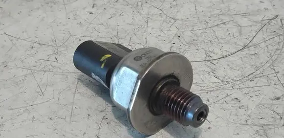 Fuel pressure sensor