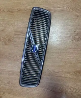Volvo S70 V70 V70 XC Front bumper upper radiator grill