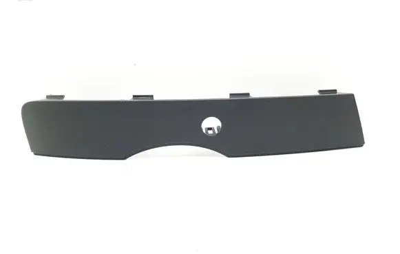 Front bumper splitter molding