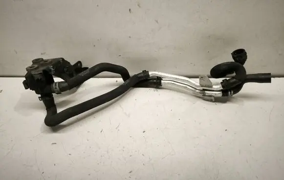 Porsche Cayenne (9Y0 9Y3) Engine coolant pipe/hose 4M0819857 4M2971227BG