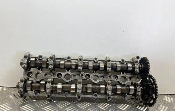 BMW 3 E90 E91 Camshaft 7797513 7797512 7797511