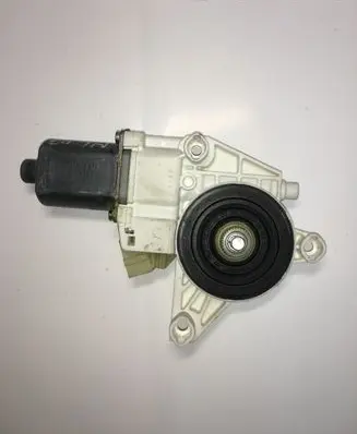 Mercedes-Benz ML W164 Front door window regulator motor A2518200842 0130822272