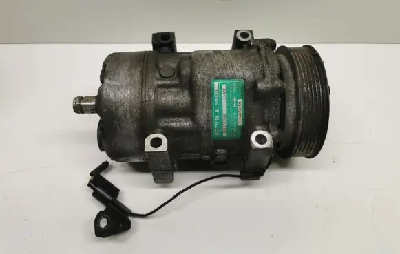 Volvo S40, V40 Air conditioning (A/C) compressor (pump) 7700872159 1142C