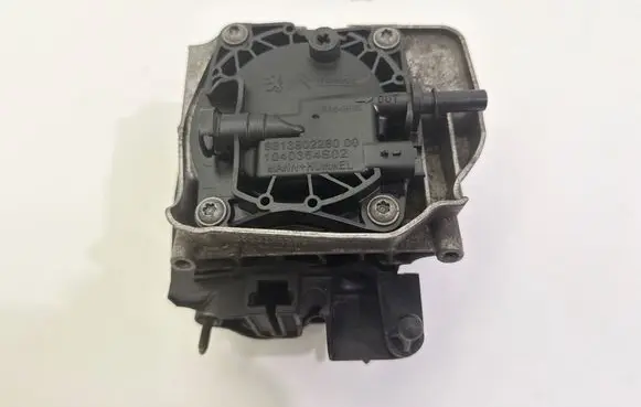 Peugeot 508 Fuel filter housing 9813802280 040354S02 1040354S02