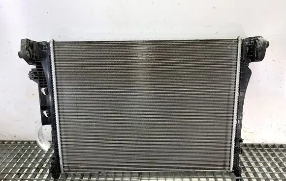 Volvo XC60 Coolant radiator P31684238
