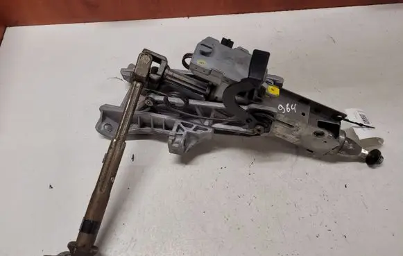 Volvo V50 Steering wheel axle