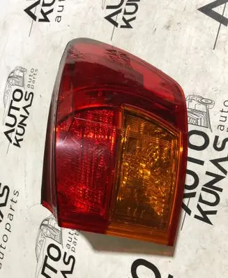 Lexus IS 220D-250-350 Rear/tail lights