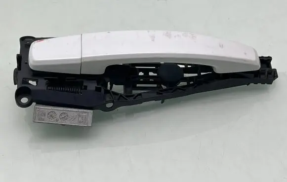 Opel Meriva B Front door exterior handle 13271969