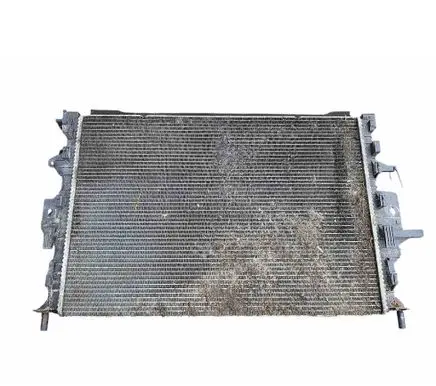 Volvo V40 Coolant radiator 31319065 141585774B
