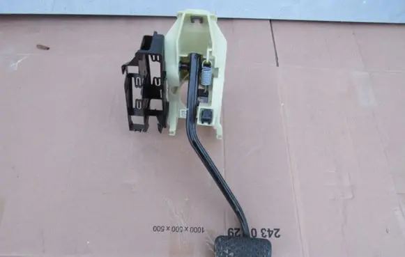 BMW X5 E70 Brake pedal 6791900