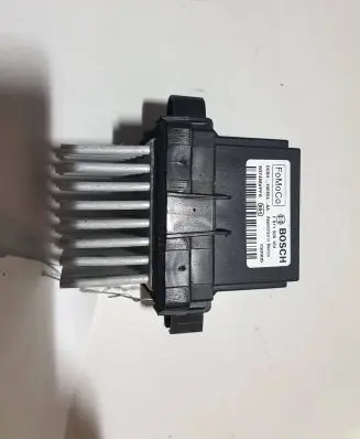 Ford Fusion II Heater blower motor/fan resistor DG9H19E624AA F011500104 S074MVPF6