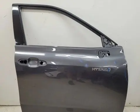 Toyota Highlander XU70 Front door