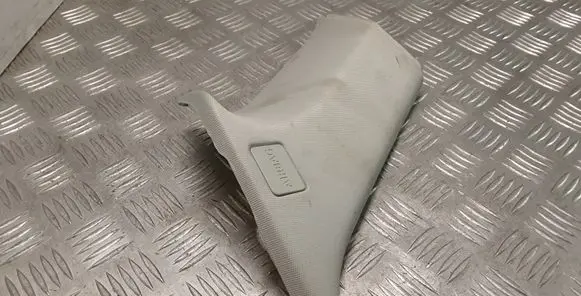(C) pillar trim