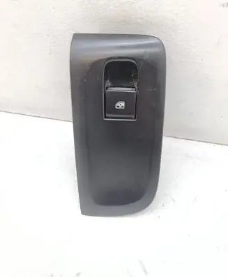 Opel Zafira C Electric window control switch 13301886