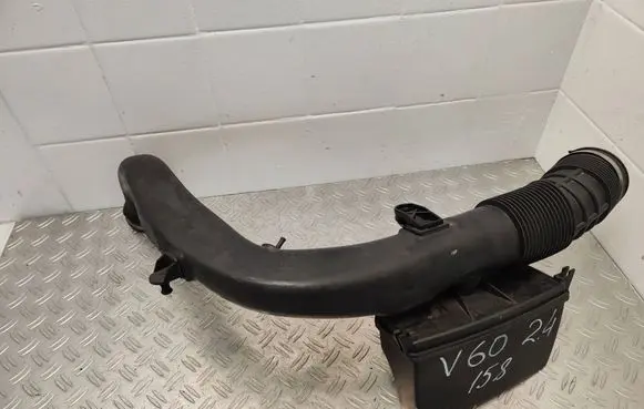 Volvo V60 Intercooler hose/pipe 31370891