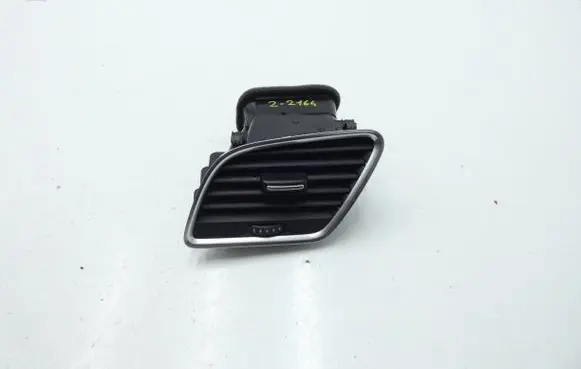 Audi Q3 8U Dashboard side air vent grill/cover trim 8U2820901B 8U2820901C
