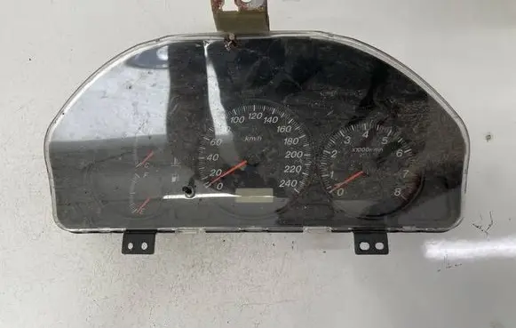 Mazda 626 Speedometer (instrument cluster) KGGG2NC 0B22