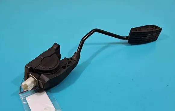 Peugeot 407 Accelerator throttle pedal F00C3E2429 IMPRK1404047