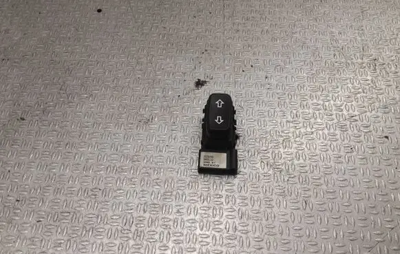 Opel Insignia A Seat control switch 13282592