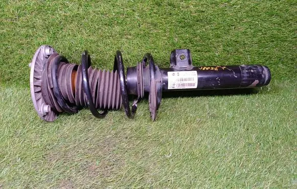 BMW 3 F30 F35 F31 Front shock absorber with coil spring 6791650 31316791650 3131679165003