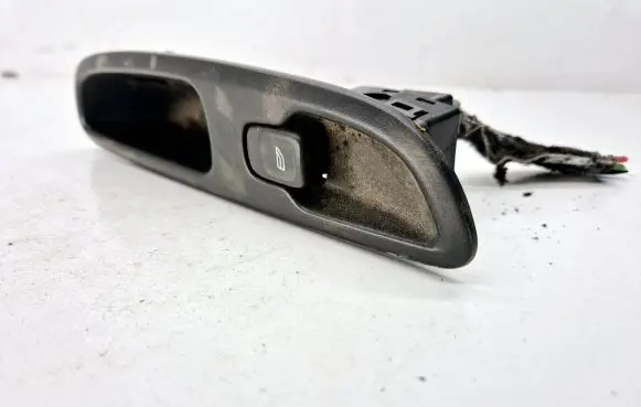 Volvo V70 Rear door handle trim 9193301 362285