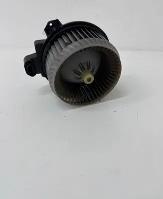 Toyota Avensis T270 Heater fan/blower DENS0810