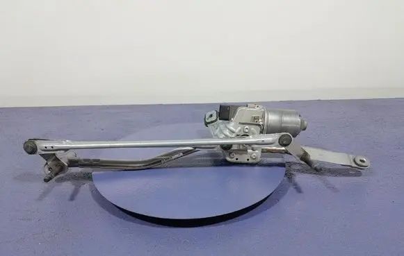 BMW 2 F45 Front wiper linkage and motor 7453953