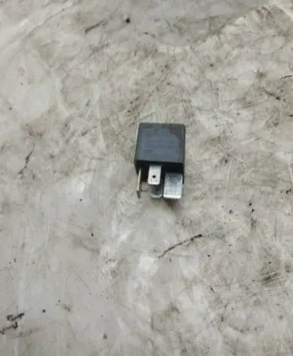 Audi A4 S4 B6 8E 8H Other relay 8D0951253 23342323300