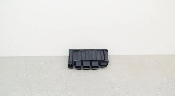 BMW 1 F40 Current control relay 8661071