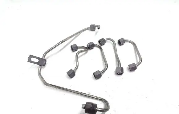 Fuel injector supply line/pipe