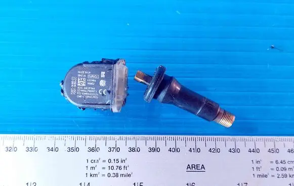 Ford Fiesta Tire pressure sensor F2GT1A180CD 190802