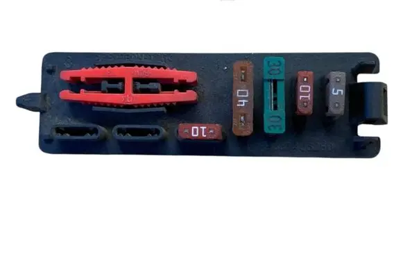 Citroen Berlingo Fuse module 9637466280