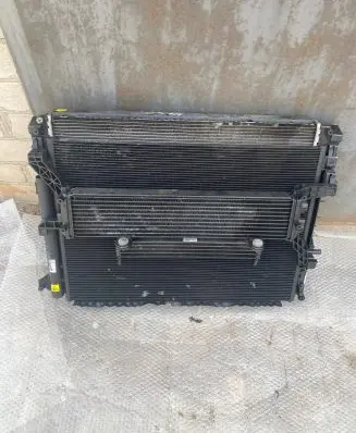 Maserati Ghibli Radiator set E087 670009824 670030844