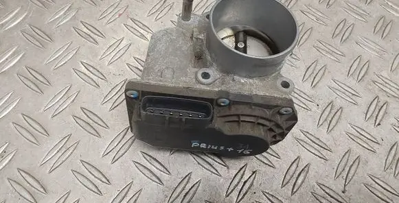 Toyota Prius+ (ZVW40) Throttle valve 220300T110