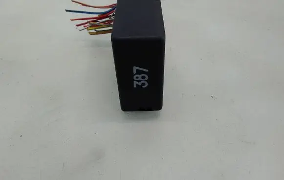 Audi A8 S8 D2 4D Light relay 4B0919471